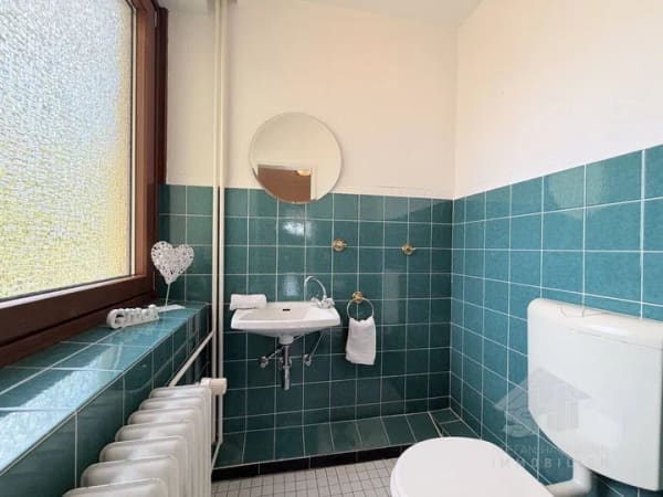 Immobilie in Henstedt-Ulzburg - Eigentumswohnung in Henstedt-Ulzburg PERFEKTE RAUMAUFTEILUNG FÜR MAXIMALE PRIVATSPHÄRE - Bild 2