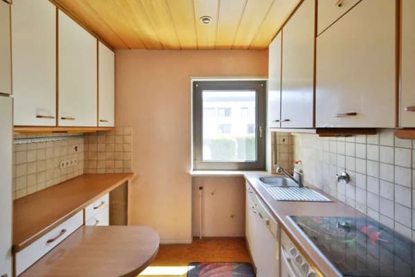 Immobilie in Wörth am Rhein - Freie 3-Zimmer-Wohnung mit sehr viel Potenzial in guter Lage von Maximiliansau - Bild 3