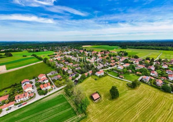 Immobilie in Straßlach-Dingharting - OASE I Charmantes Haus zum sanieren in schönster Natur - Bild 3