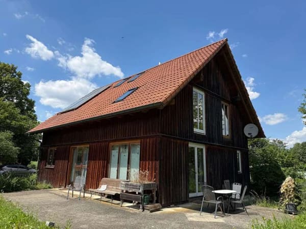 Immobilie in Aholfing - Großzügiges Einfamilienhaus mit Traumgrundstück und Hobbywerkstatt - Bild 0