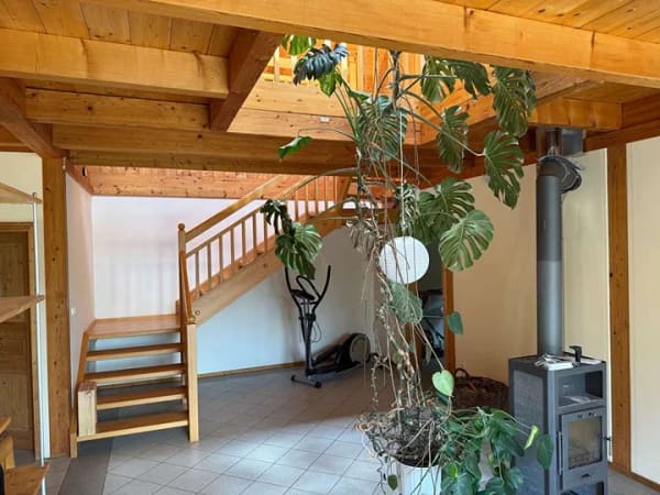 Immobilie in Aholfing - Großzügiges Einfamilienhaus mit Traumgrundstück und Hobbywerkstatt - Bild 2