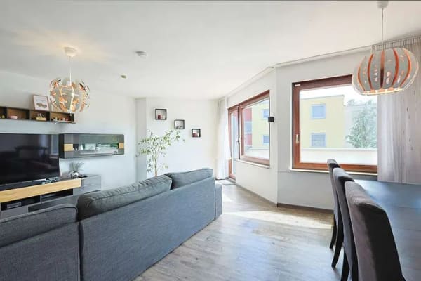 Immobilie in Schwieberdingen - Optimal für Singles oder Paare! Modernisierte Wohnung mit sonnigem Süd-Balkon - Bild 0