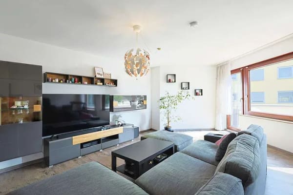 Immobilie in Schwieberdingen - Optimal für Singles oder Paare! Modernisierte Wohnung mit sonnigem Süd-Balkon - Bild 3