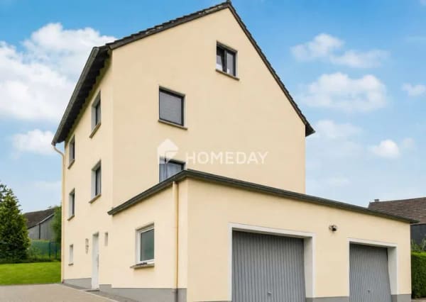 Immobilie in Ruppichteroth - Großzügiges Zweifamilienhaus mit viel Platz in guter Lage - Bild 3