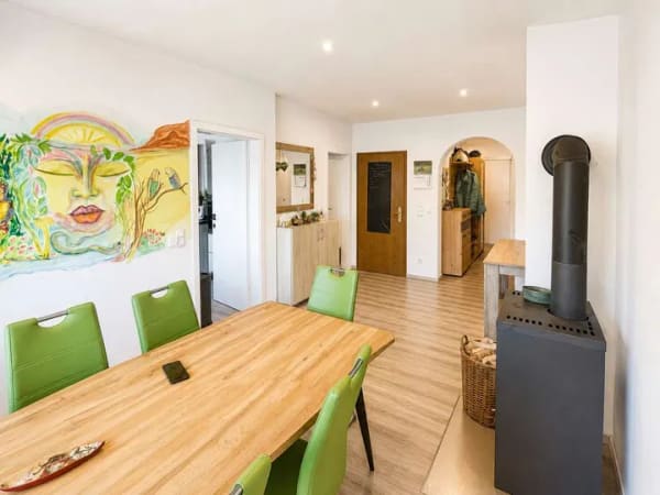 Immobilie in Frensdorf - Attraktives Einfamilienhaus mit Einliegerwohnung und großem Gartengrundstück - Bild 4