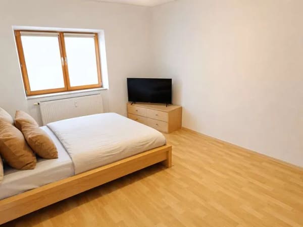 Immobilie in Winzer - Viel Platz zum fairen Preis: Gepflegte 3-Zimmer-Wohnung mit modernisierter Elektrik in Winzer - Bild 4
