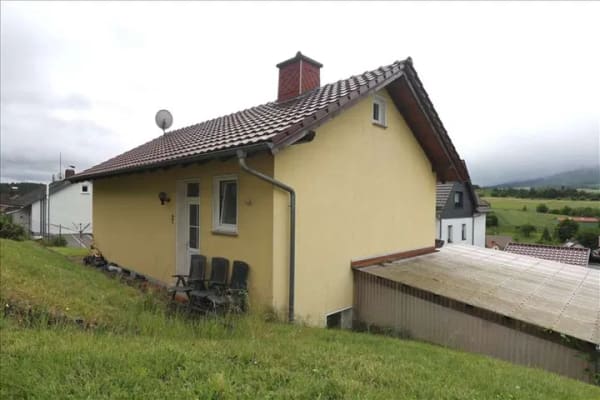Immobilie in Berkatal - Schöne Aussicht, guter Zustand: Einfamilienhaus in ruhiger Lage - Bild 3