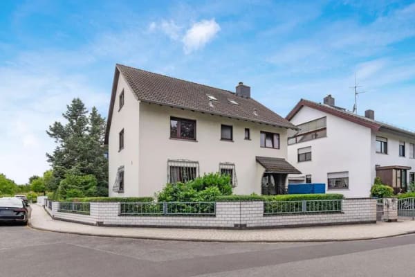 Immobilie in Egelsbach - Top Haus ! Top Lage ! Klassisches 1-2 Familienhaus mit vermietetem Einliegerbereich - Bild 1