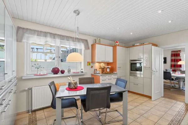 Immobilie in Schafflund - Großzügiges Familienhaus mit Doppelgarage in Schafflund zu verkaufen - Bild 3