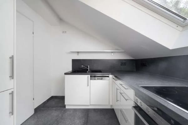 Immobilie in Wartenberg - Attraktive 2-Zimmer-Dachgeschosswohnung mit zwei Balkonen und herrlichem Ausblick - Bild 4