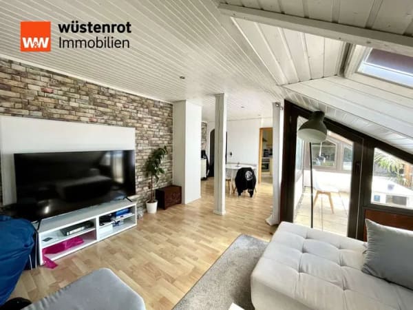 Immobilie in Rheinstetten - Als Kapitalanlage oder Eigennutzung in BEVORZUGTER WOHNLAGE:  3 Zimmer DG-Wohnung mit Balkon, Keller - Bild 1