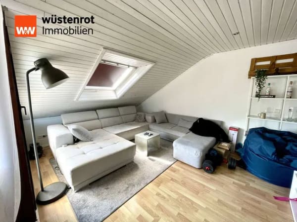 Immobilie in Rheinstetten - Als Kapitalanlage oder Eigennutzung in BEVORZUGTER WOHNLAGE:  3 Zimmer DG-Wohnung mit Balkon, Keller - Bild 2