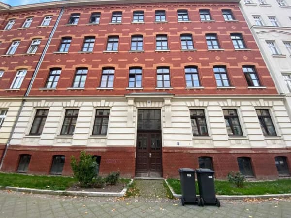 Immobilie in Leipzig - * ETW in Gohlis-Süd * 2 Zimmer * Küche/Bad mit Fenster * Wanne * - Bild 0