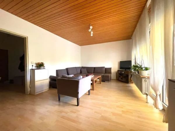 Immobilie in Schwieberdingen - Vermietete 3-Zimmer-Wohnung mit Balkon und Tiefgaragenstellplatz in Schwieberdingen - Bild 1