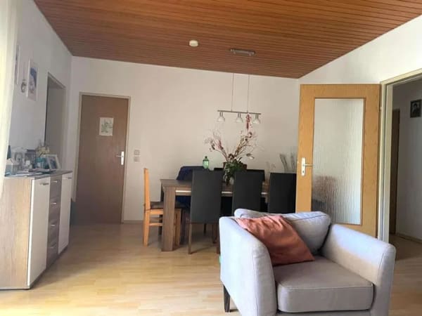Immobilie in Schwieberdingen - Vermietete 3-Zimmer-Wohnung mit Balkon und Tiefgaragenstellplatz in Schwieberdingen - Bild 2