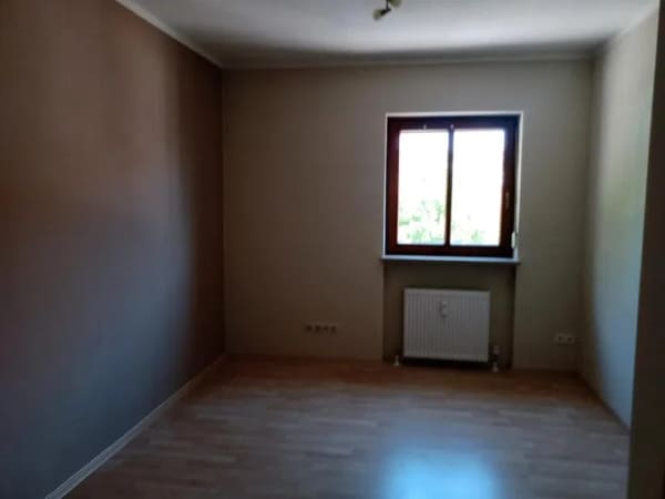 Immobilie in Regensburg - Wohnung 1.OG 44qm + ausbaufähigen Dachboden - Bild 0