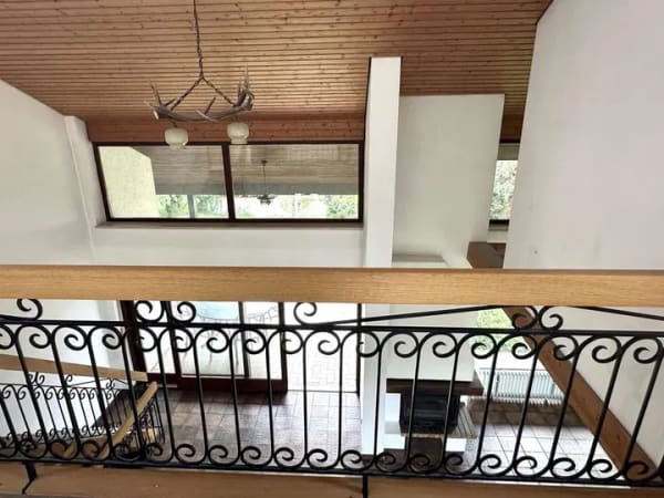 Immobilie in Fahrenzhausen - Mehrgenerationen Haus mit Potenzial - Bild 0