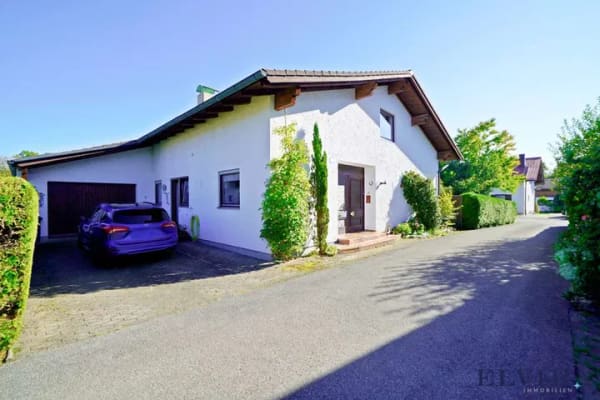 Immobilie in Feldkirchen-Westerham - ELVIRA - Feldkirchen-Westerham, großzügiges Zweifamilienhaus auf schönem Grundstück in ruhiger Lage - Bild 3