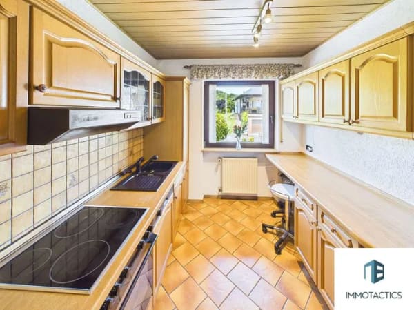 Immobilie in Staudernheim - Viel Platz für Familie oder Vermietung – Haus mit Einliegerwohnung und großem Garten in Staudernheim - Bild 2