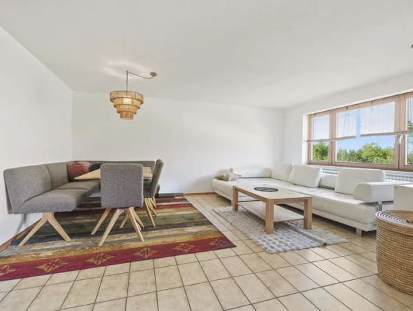 Immobilie in Markdorf - 3 bis 4 Zimmer-Dachgeschosswohnung - Bild 1