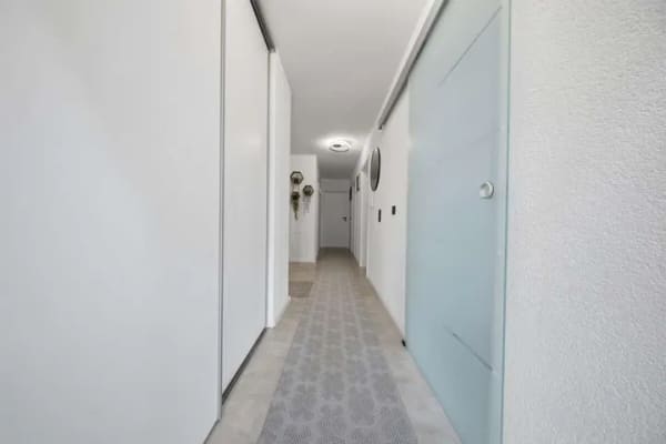 Immobilie in Riederich - Hochwertig modernisierte 4,5-Zimmer-Wohnung | Smart Home | Garage | großer Balkon - Bild 3
