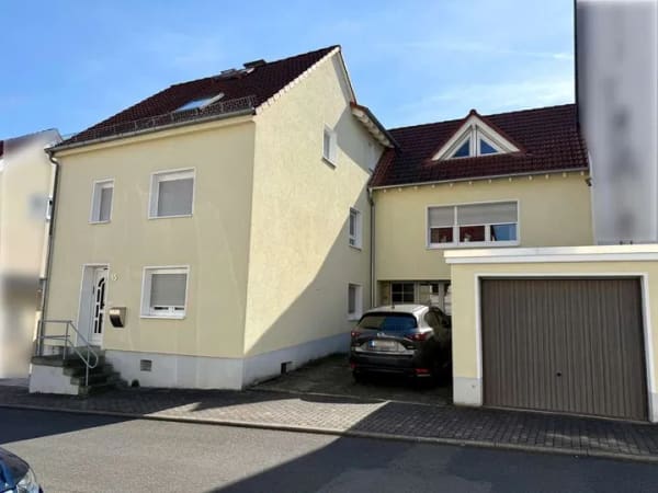 Immobilie in Selters (Taunus) - ---Top gepflegtes Einfamilienhaus mit ELW, Wintergarten und liebevoll angelegtem Garten--- - Bild 1
