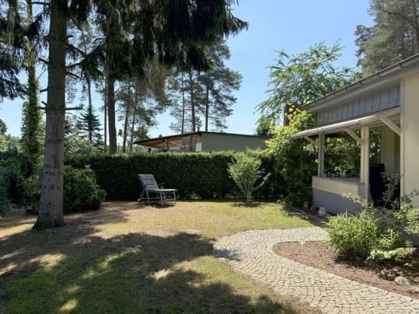 Immobilie in Lindow (Mark) - Traumhafte Hanglage mit Seeblick moderner Bungalow mit Gästehaus und Sportboot - Bild 3