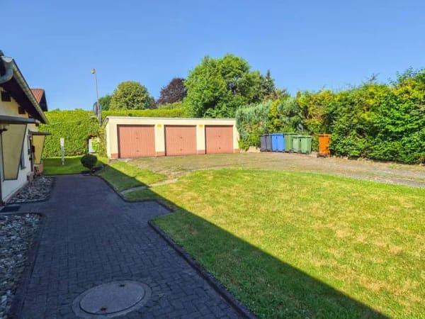 Immobilie in Döttesfeld - Gepflegtes 3-Parteienhaus im Bungalowstil in zentraler Wohnlage von Puderbach zu verkaufen! - Bild 4