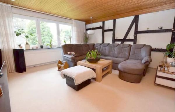 Immobilie in Osloß - Freistehendes, großes Einfamilienhaus mit schönem Garten, Solaranlage + Garage. - Bild 4