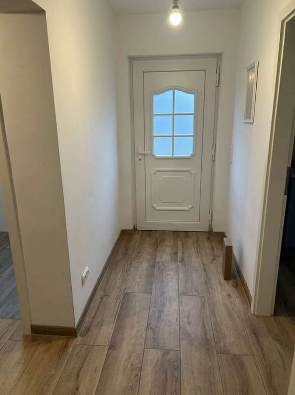Immobilie in Burg (Dithmarschen) - Zwei Wohnungen, viele Möglichkeiten – Ein Haus mit Herz in ruhiger Wohnlage - Bild 1