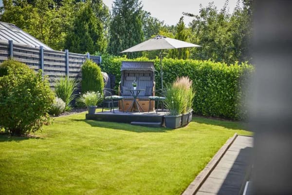 Immobilie in Meschede - Modernisierter Bungalow mit Einliegerwohnung und traumhaftem Garten - Bild 3