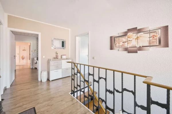 Immobilie in Meschede - Modernisierter Bungalow mit Einliegerwohnung und traumhaftem Garten - Bild 4