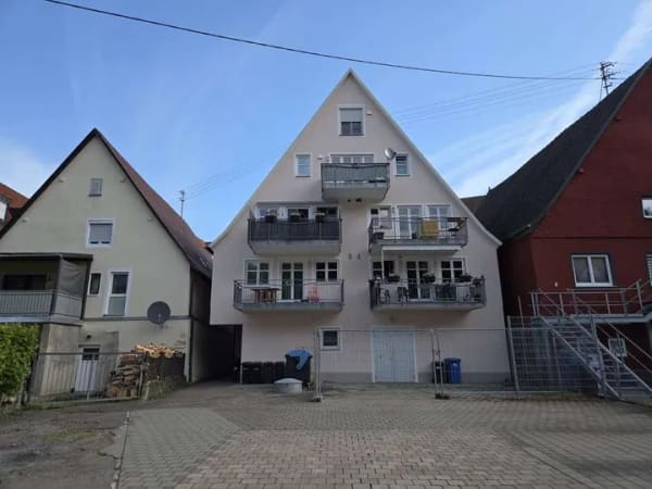 Immobilie in Veringenstadt - 6-Familienhaus: Investieren ohne Sanierungsstau! - Bild 1