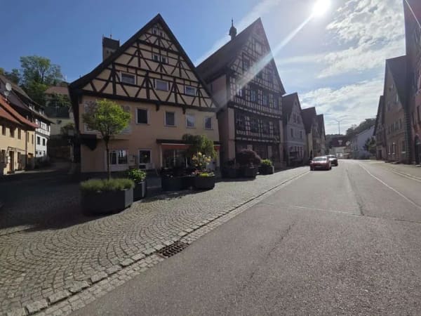 Immobilie in Veringenstadt - 6-Familienhaus: Investieren ohne Sanierungsstau! - Bild 2