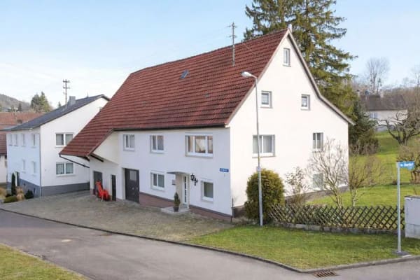 Immobilie in Bisingen - Wohnen mit Charme, Platz und unzähligen Möglichkeiten - Bild 0