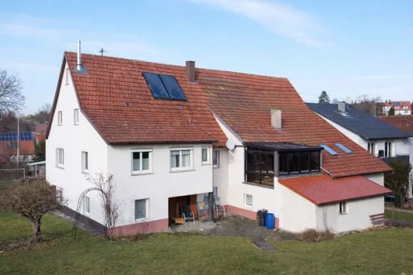 Immobilie in Bisingen - Wohnen mit Charme, Platz und unzähligen Möglichkeiten - Bild 1