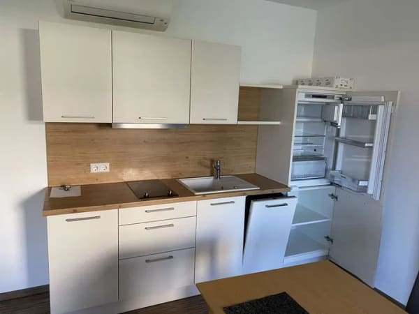 Immobilie in Weinsberg - Moderne 1,5-Zimmer-Wohnung mit Tiefgaragenstellplatz in Weinsberg – Kapitalanlage - Bild 2