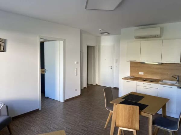 Immobilie in Weinsberg - Moderne 1,5-Zimmer-Wohnung mit Tiefgaragenstellplatz in Weinsberg – Kapitalanlage - Bild 4