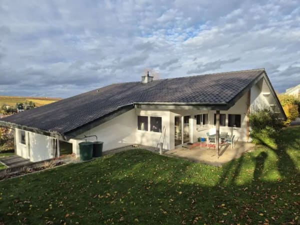 Immobilie in Engelstadt - Einfamilienhaus mit großem Grundstück in ruhiger Feldrandlage - Bild 0