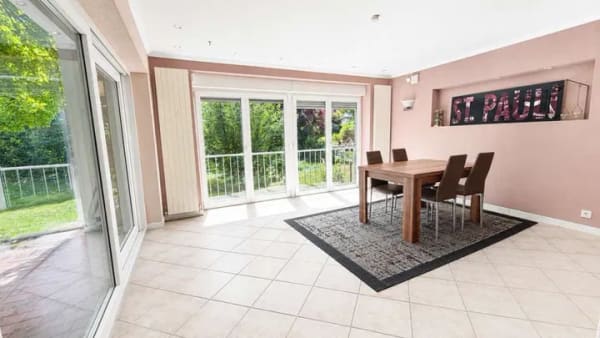 Immobilie in Buxtehude - Zweifamilienhaus mit Gewerbeeinheit und vielen Möglichkeiten - Bieterverfahren - Bild 3