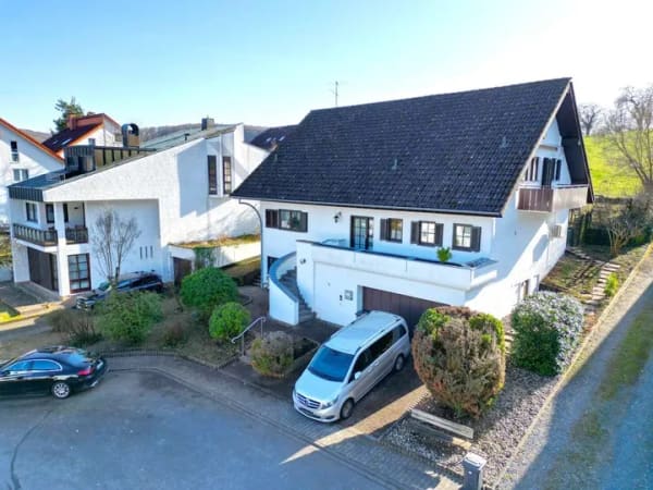 Immobilie in Mühltal - Ruhiges Familienparadies am Feldrand mit ebenerdiger Einliegerwohnung - Bild 1