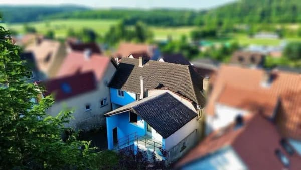 Immobilie in Erlenbach b.Marktheidenfeld - Großzügiges Reihenhaus mit Anbau, Garten und Stellplätzen – Ideal für Familien - Bild 0