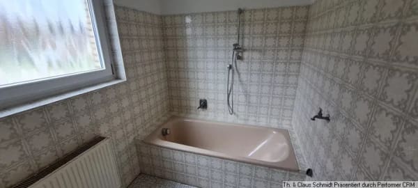 Immobilie in Rastede - Wohnhaus mit 5 Zimmern und 950 m² Grdst., nur 15 min. bis Oldenburg - Bild 4