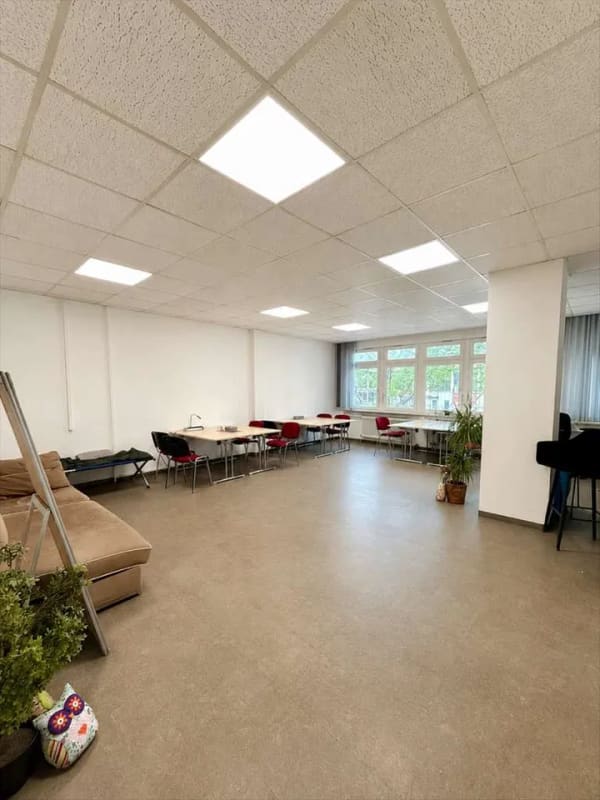 Immobilie in Heilbronn - Renditeobjekt mit Umwandlungspotenzial in Wohnraum+10 Pkw-Stellpl. in zentraler Lage! - Bild 2