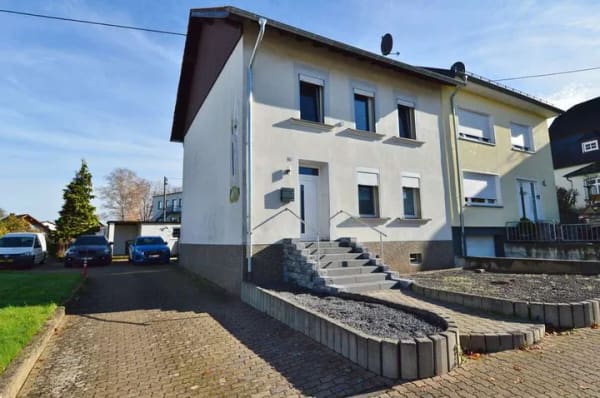 Immobilie in Rehlingen-Siersburg - Technisch aufgewertet – Einfamilienhaus mit 3 Stellplätzen - Bild 1