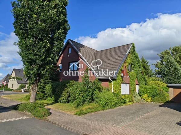 Immobilie in Twistringen - Raumwunder mit Einliegerwohnung & Doppelgarage - provisionsfrei - Erbpacht - Bild 0