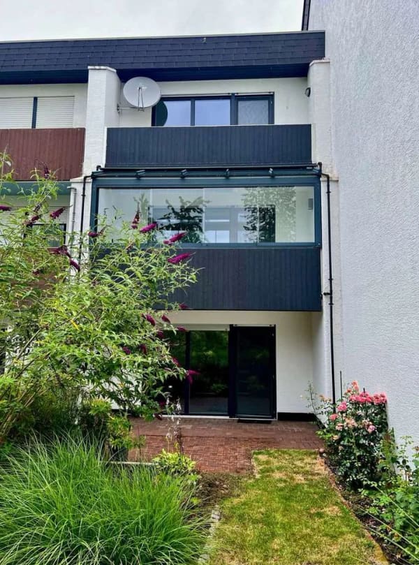 Immobilie in Meinhard - Großzügiges Reihenhaus mit idyllischem Garten und Garage - Bild 2