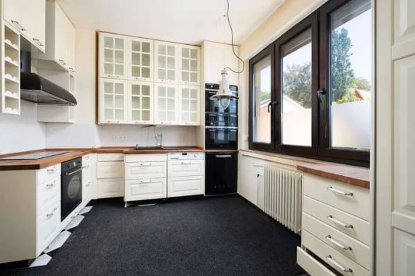 Immobilie in Delmenhorst - Charaktervolles Mehrparteienhaus mit Modernisierungspotenzial in zentraler Stadtlage von Delmenhorst - Bild 4