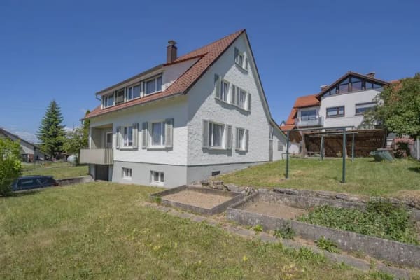 Immobilie in Dunningen - Sonniges Wohnen am Ortsrand von Dunningen für 1-2 Generationen - Bild 0