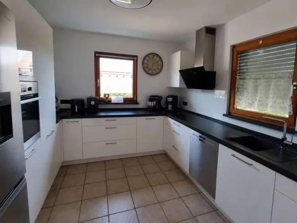 Immobilie in Ottersheim - Provisionsfreies Einfamilienhaus mit 6 Zimmern, Garten und Feldblick in Ottersheim - Bild 2